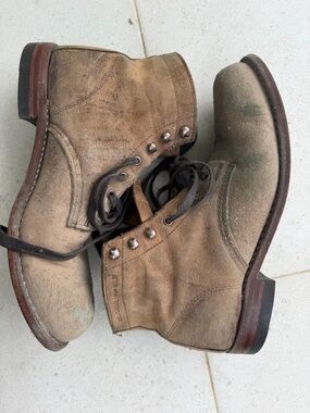 Wolverine 1000 Mile rough out boots